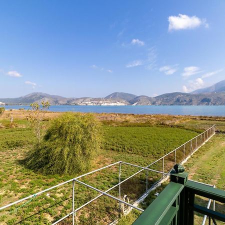 Villa Rania: Ευάερη Βίλα Με Θέα Τη Θάλασσα Lixouri Eksteriør billede