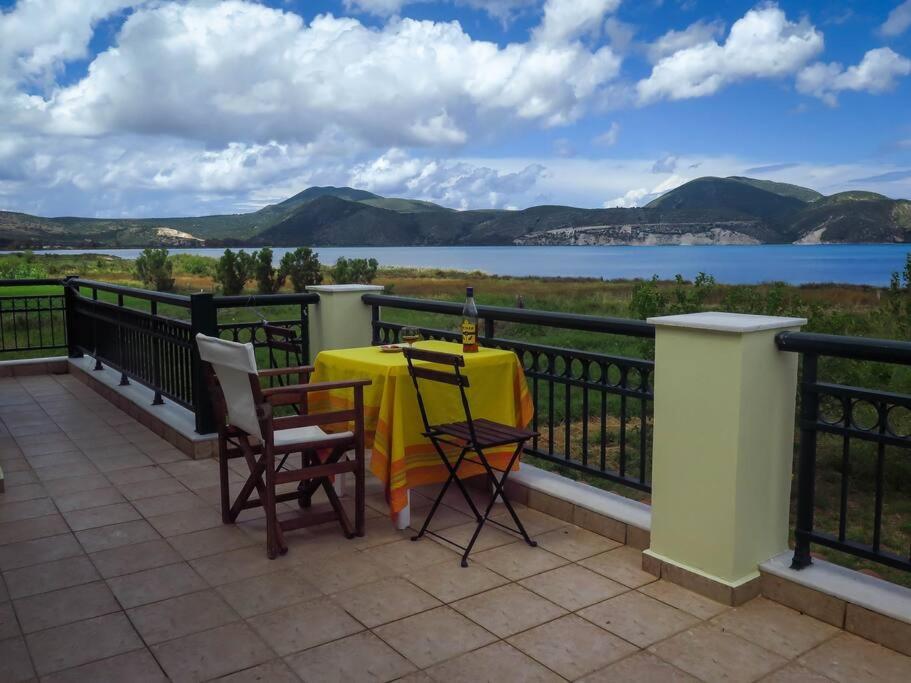 Villa Rania: Ευάερη Βίλα Με Θέα Τη Θάλασσα Lixouri Eksteriør billede