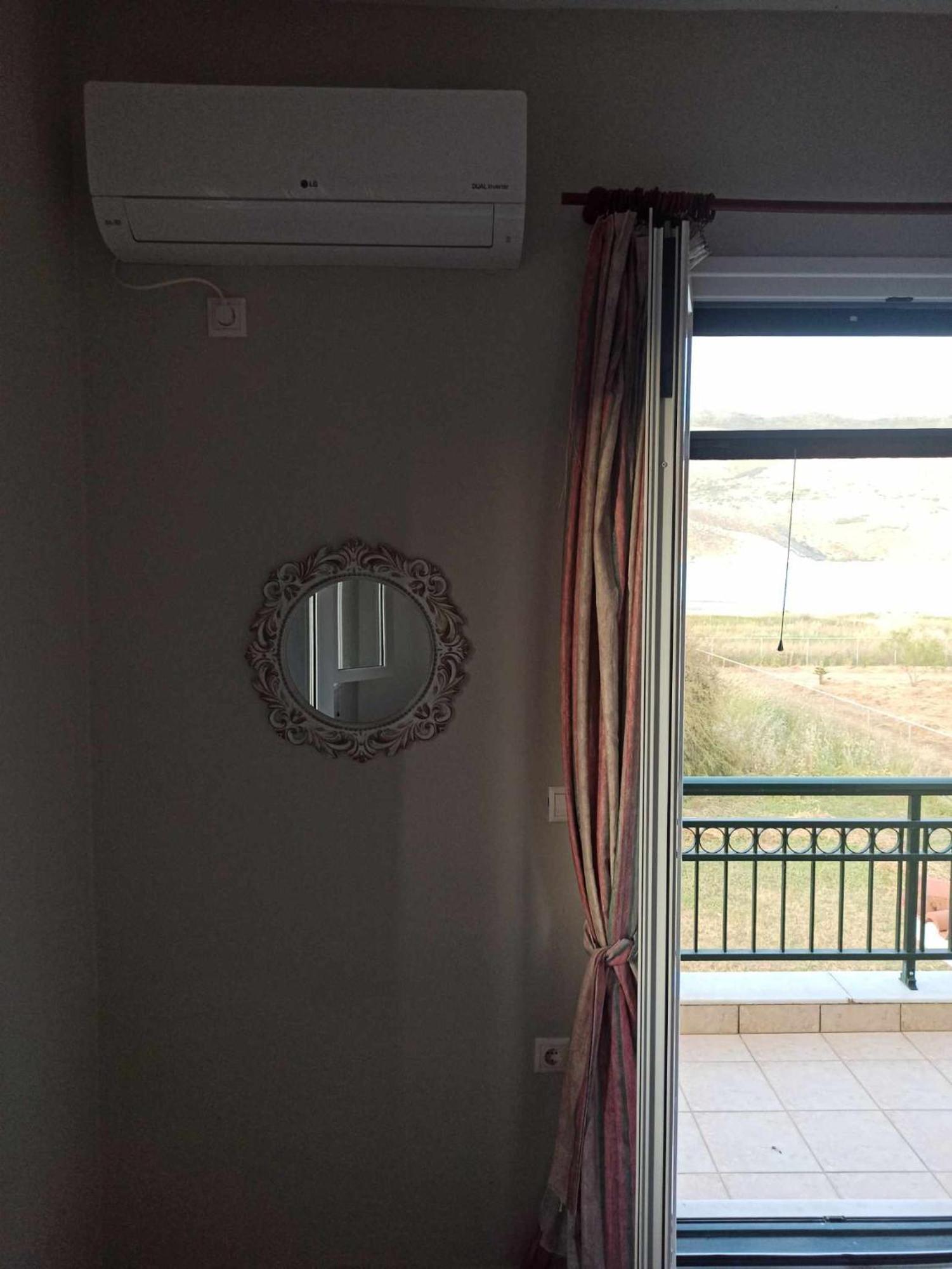 Villa Rania: Ευάερη Βίλα Με Θέα Τη Θάλασσα Lixouri Eksteriør billede