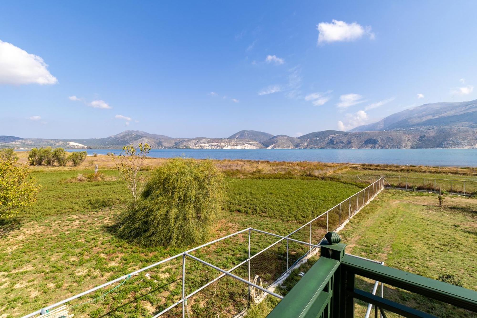 Villa Rania: Ευάερη Βίλα Με Θέα Τη Θάλασσα Lixouri Eksteriør billede